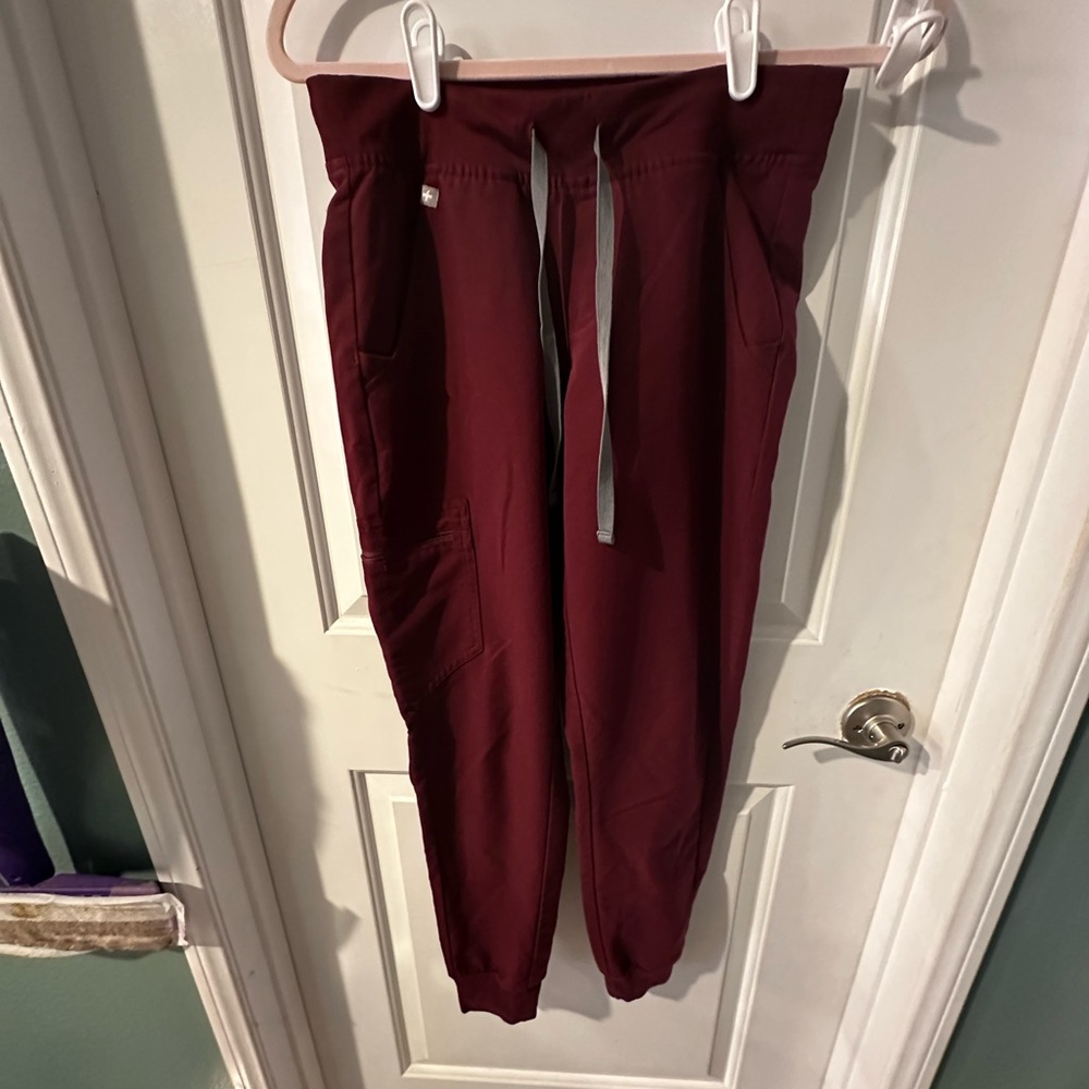 Figs Jogger scrubs